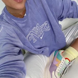 Nike Sweater